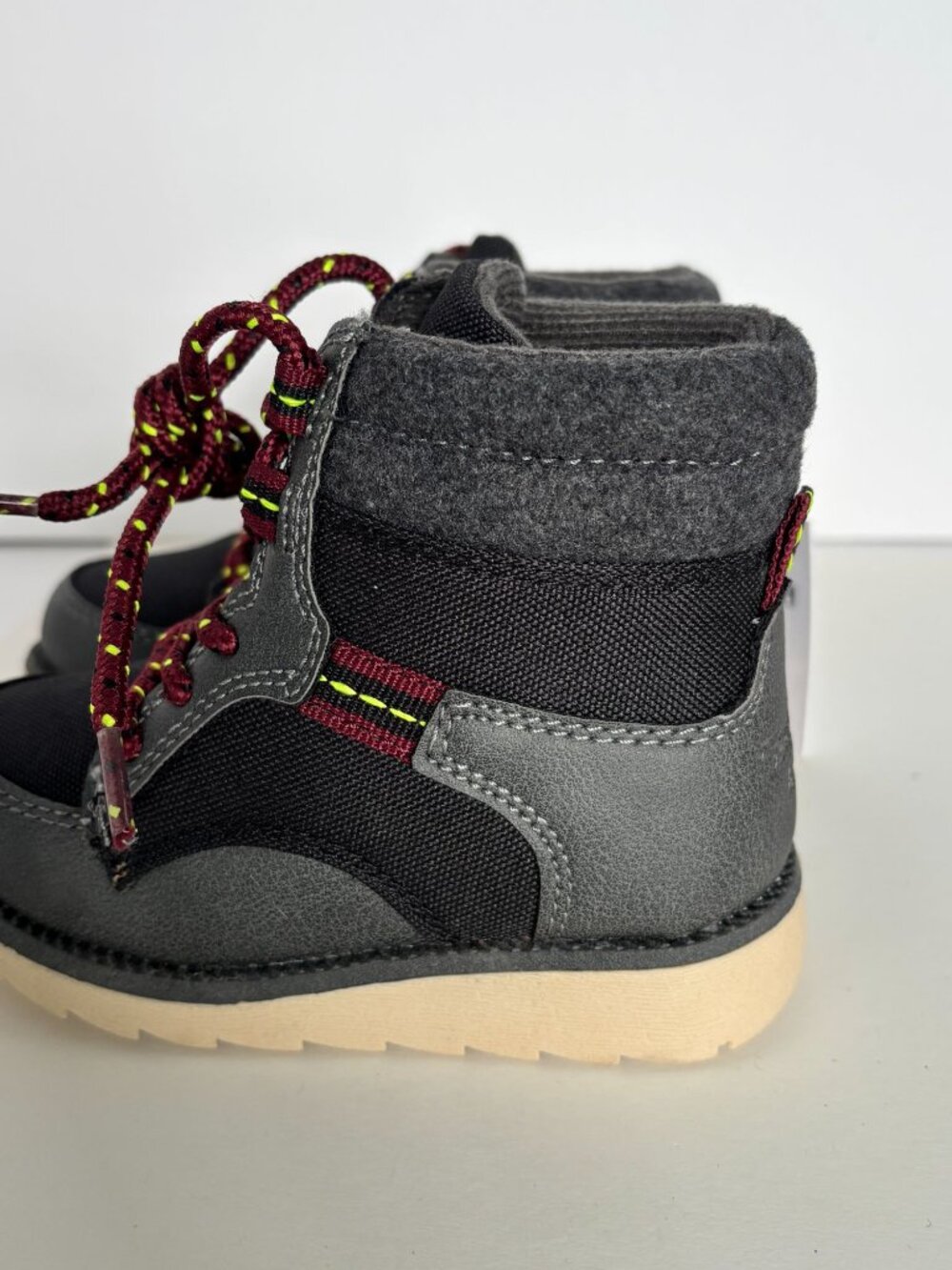 OshKosh B'gosh Toddler Boys Shoes Boots Hunter Grey Casual Fall Winter Sz 6 6T - Picture 3 of 14